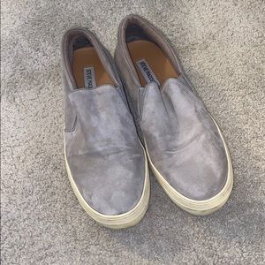 Grey suede Steve Madden slip on sneakers
